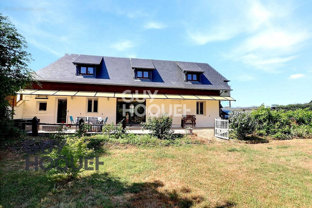 Maison à BERNAY