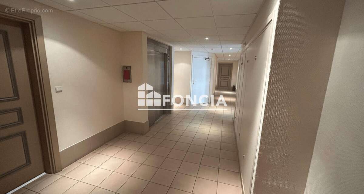 Appartement à LE LUC
