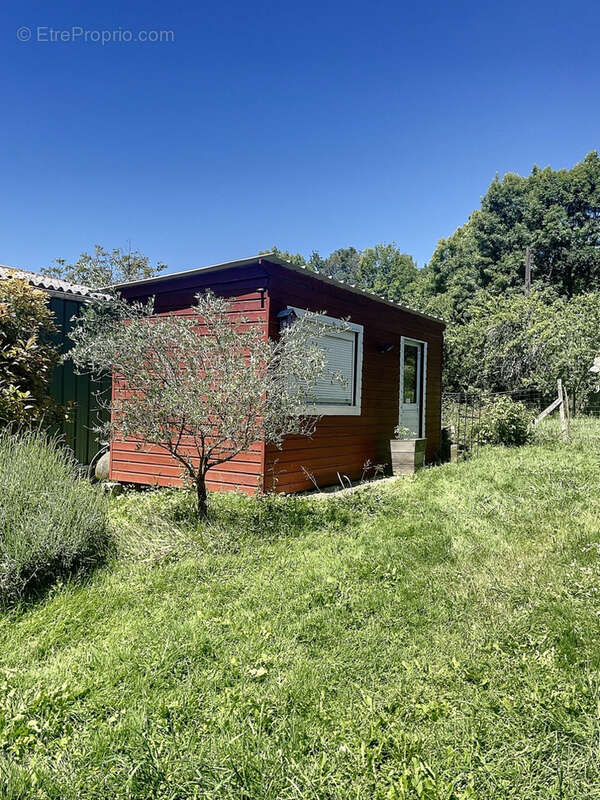 Maison à SAINT-CHAMASSY