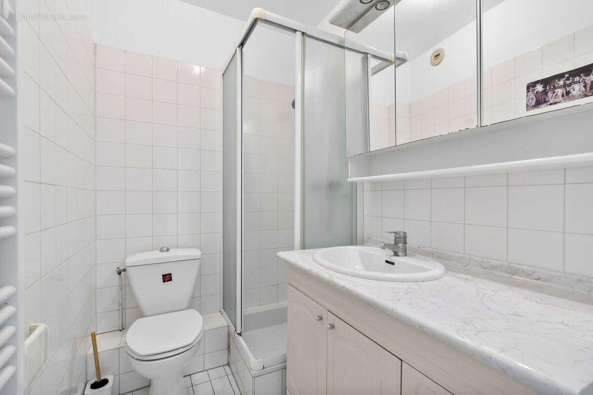 Appartement à PARIS-19E