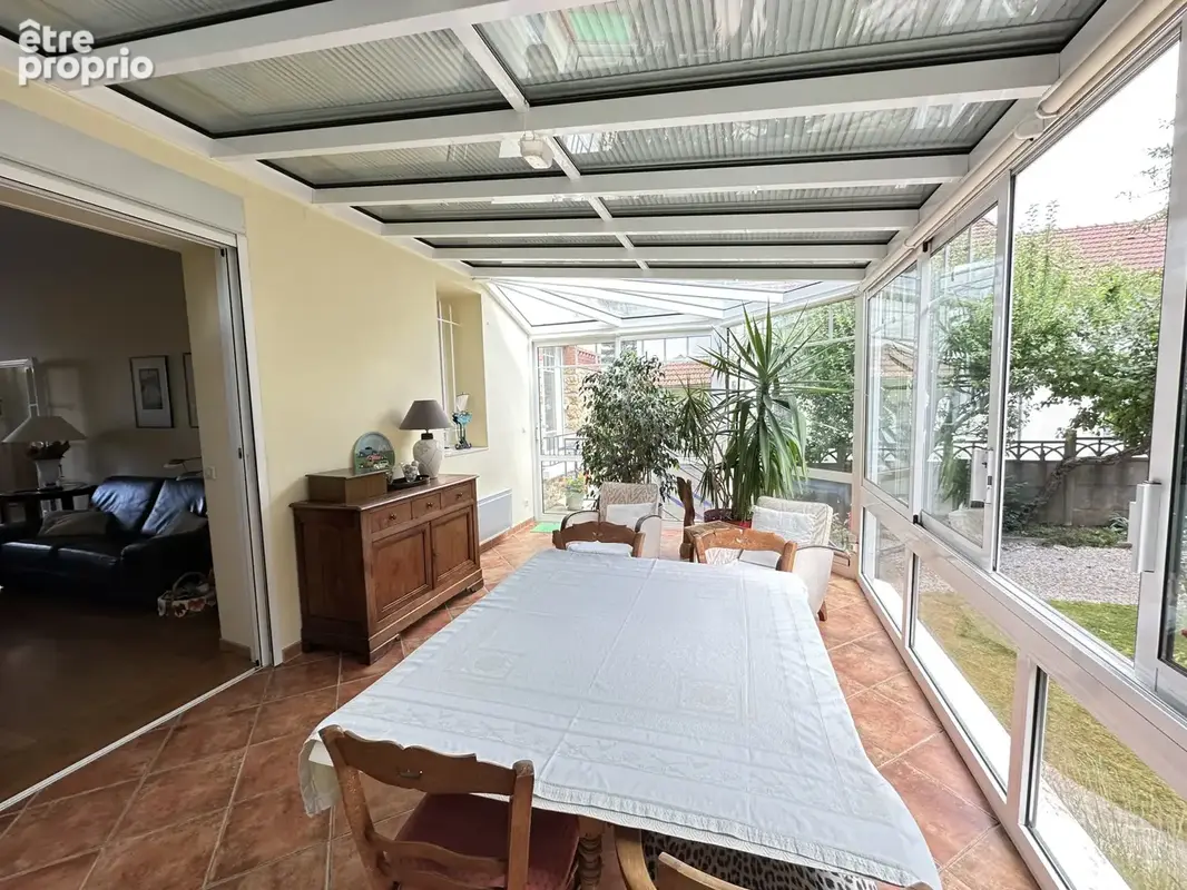 Meuliere de 211 m2 utiles + 165 m2 de dependances - photo 11