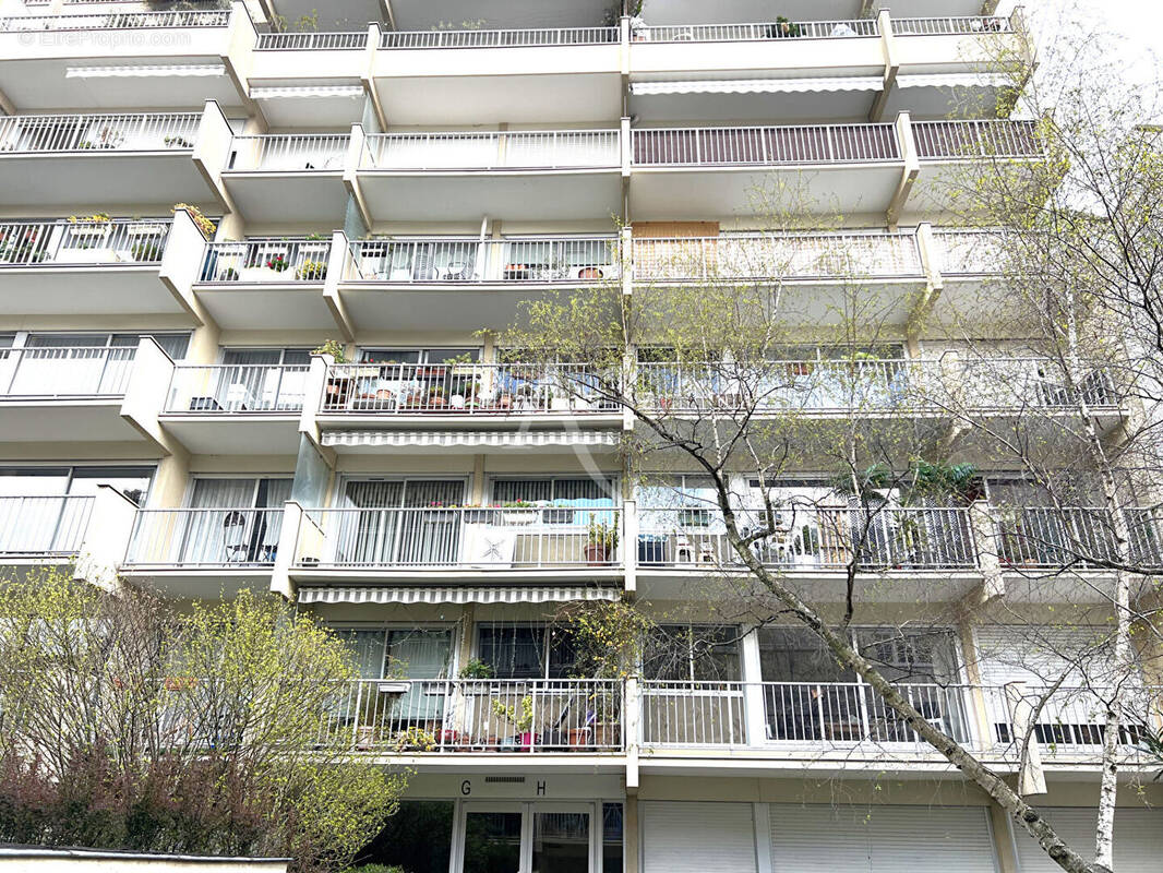 Appartement à PARIS-11E