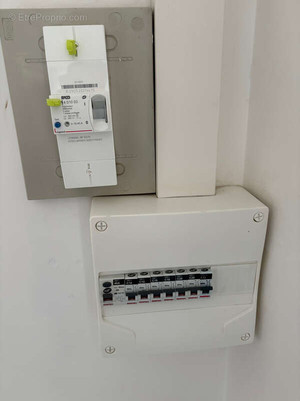 Studio rénové, meublé et libre   fort potentiel locatif Boutonnet - photo 4