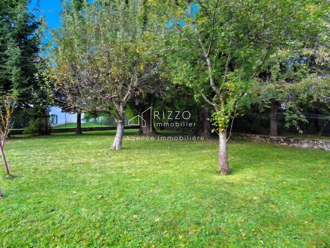 Maison individuelle à CROZET (01170) - 590 000 € FAI - photo 17