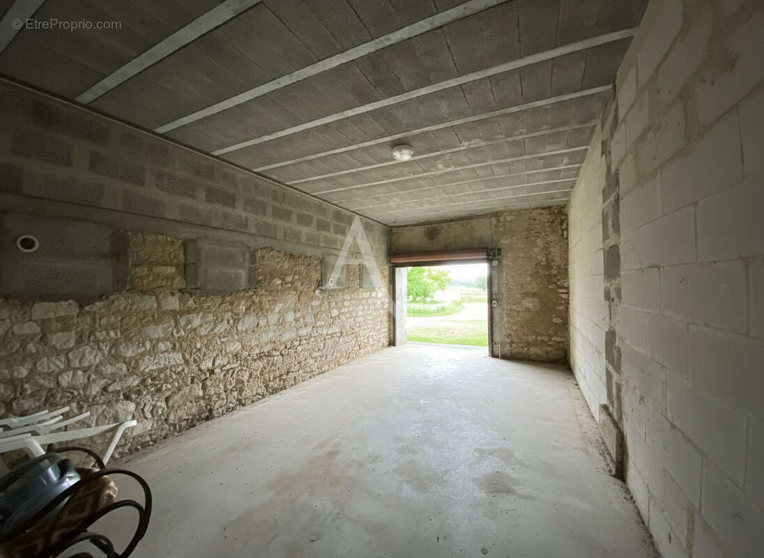 Maison à MIRAMBEAU