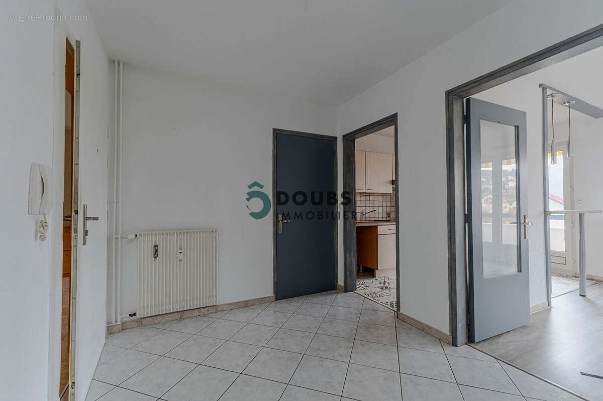 Appartement à VILLERS-LE-LAC