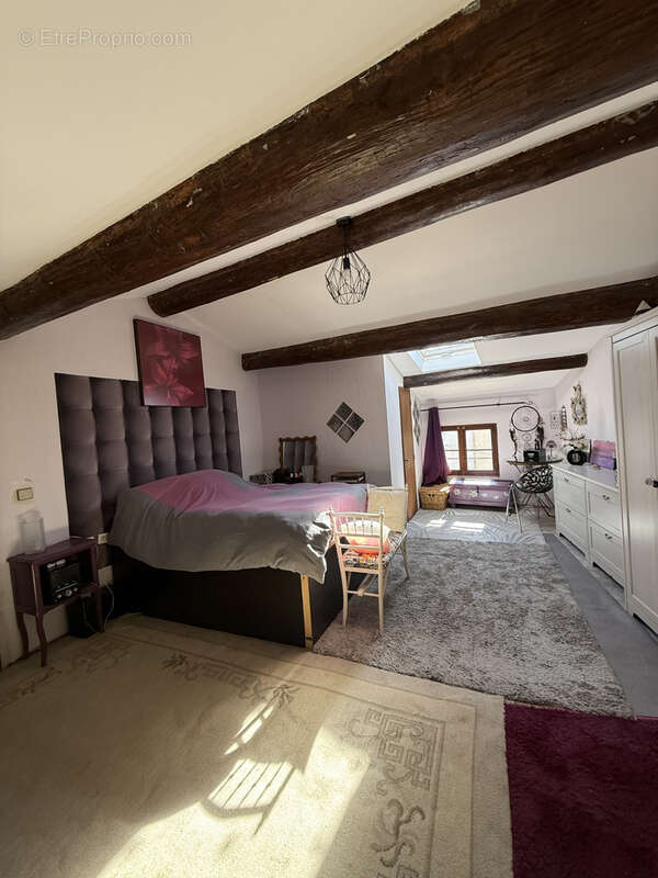 Maison à SAINT-GENIES-DE-FONTEDIT