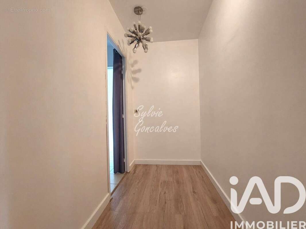 Photo 8 - Appartement à ERAGNY