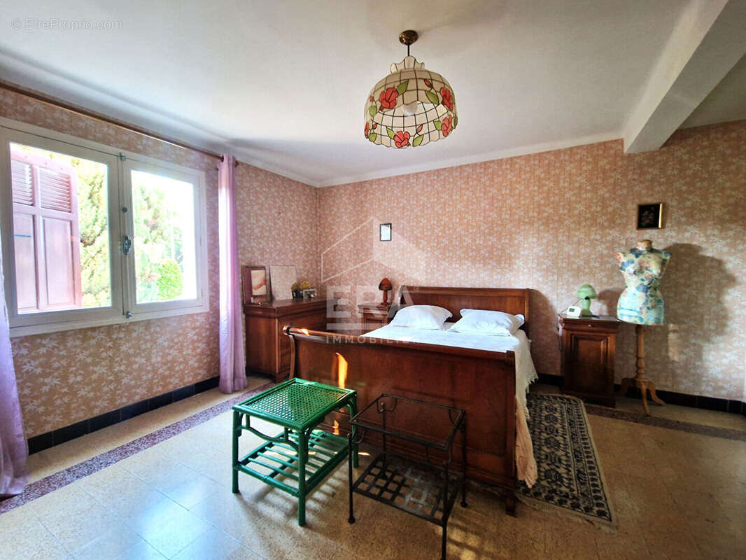 Maison à CHATEAU-ARNOUX-SAINT-AUBAN