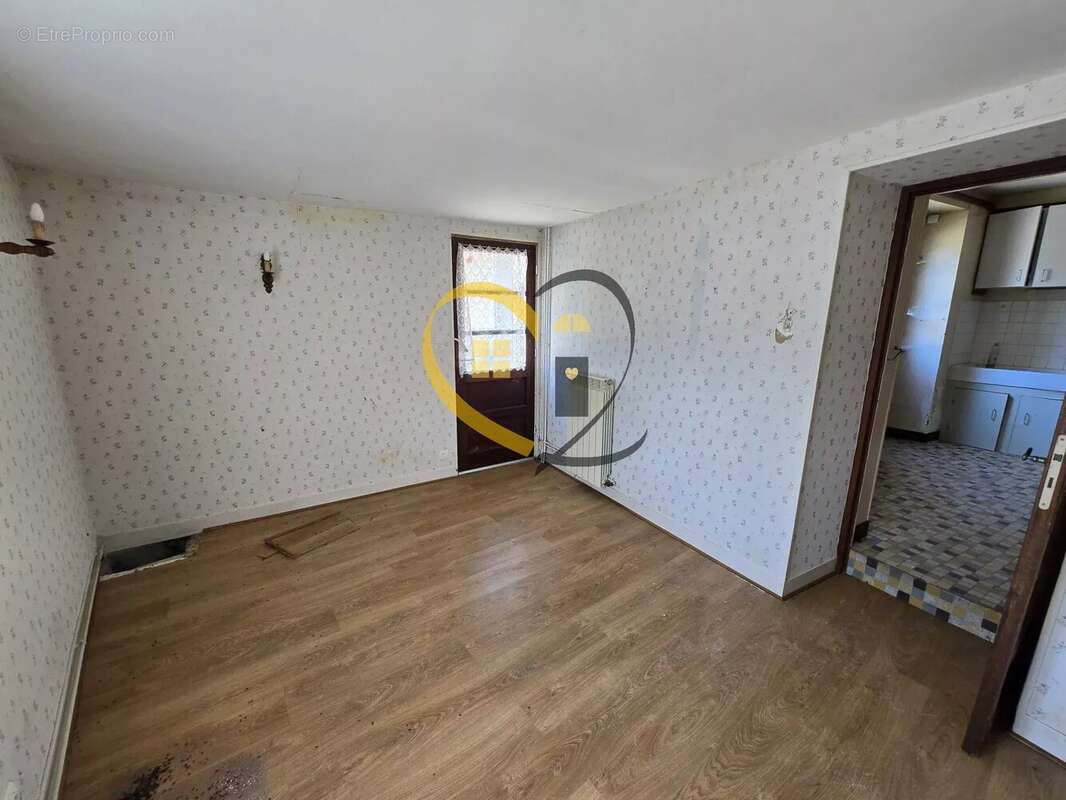 Maison à NEUVY-DEUX-CLOCHERS