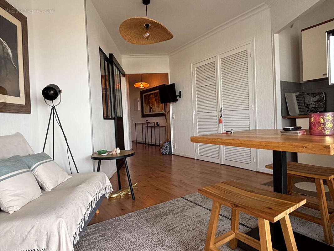 Appartement à VAUX-SUR-MER