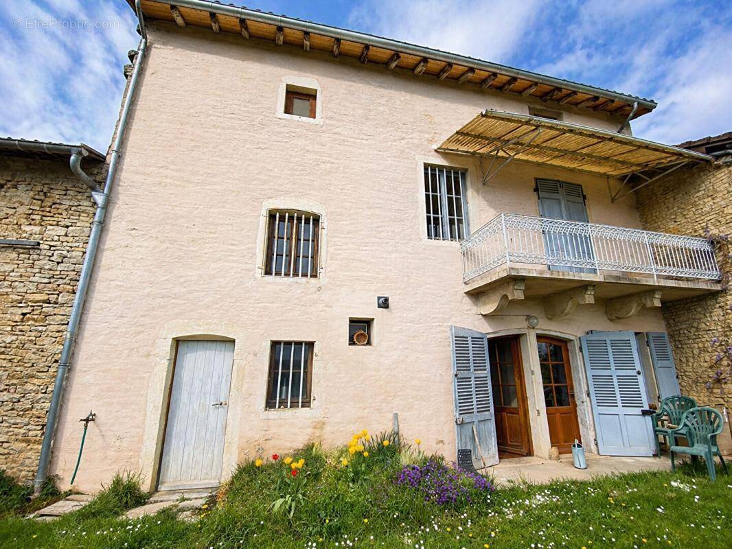 Maison à UCHIZY