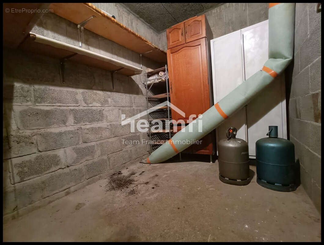 Appartement à COURPIERE