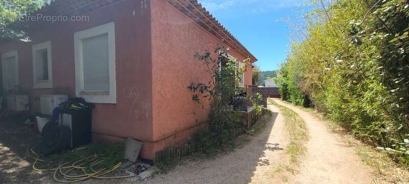 Maison à LE LUC