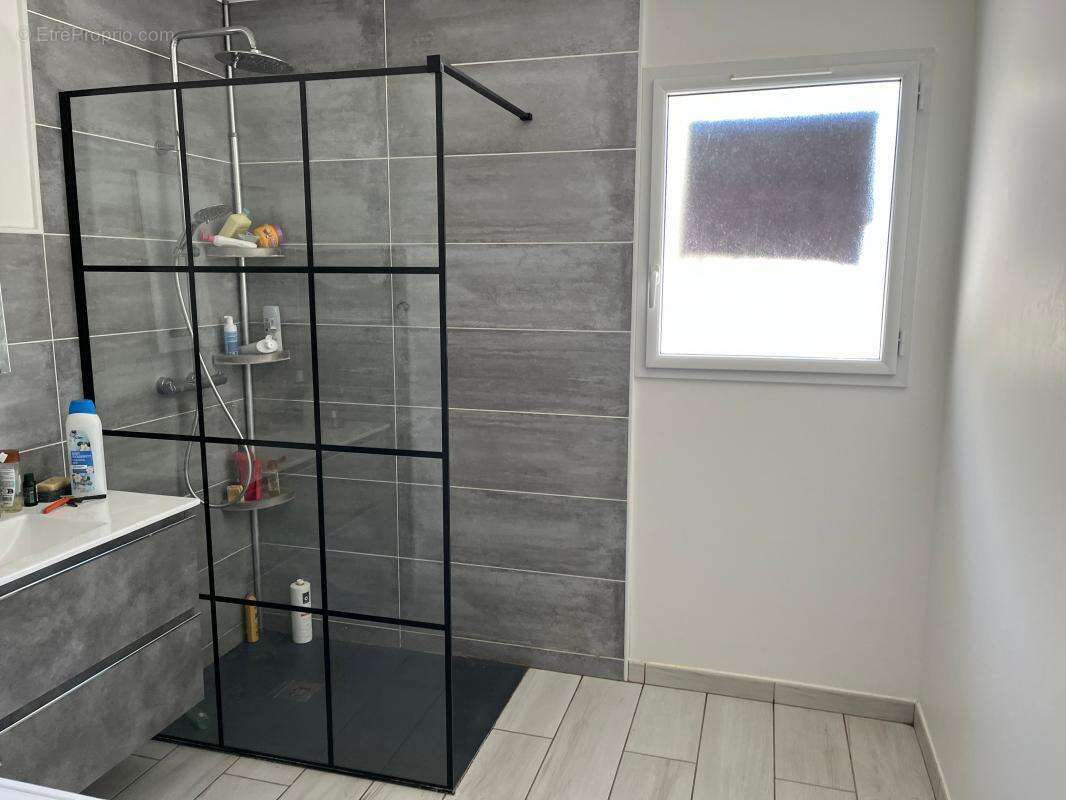 Maison à VILLEVEYRAC