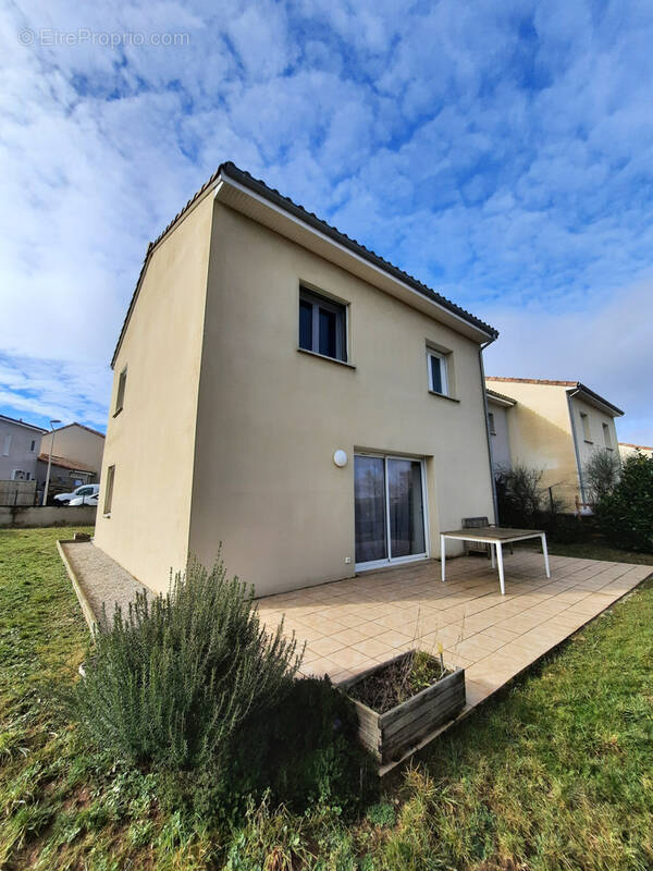 Maison à LA CAVALERIE