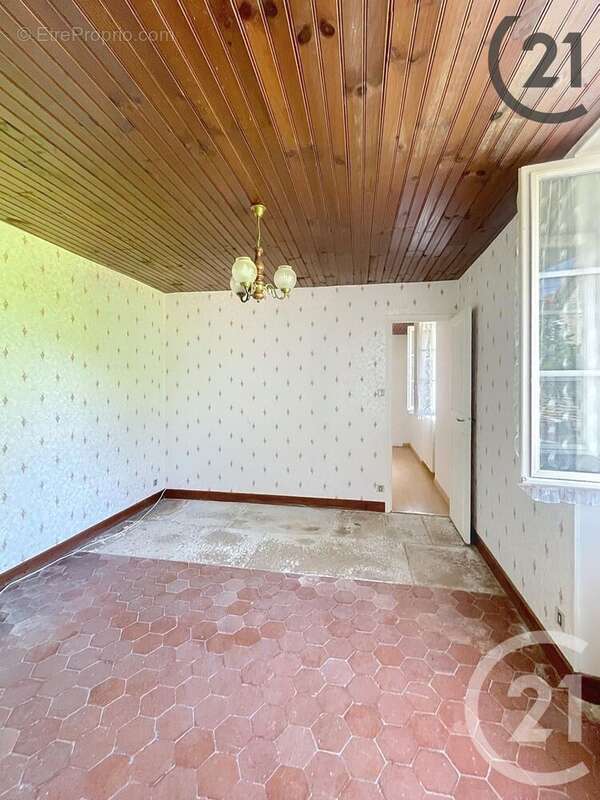 Maison 140 m² à Nitry  - photo 6