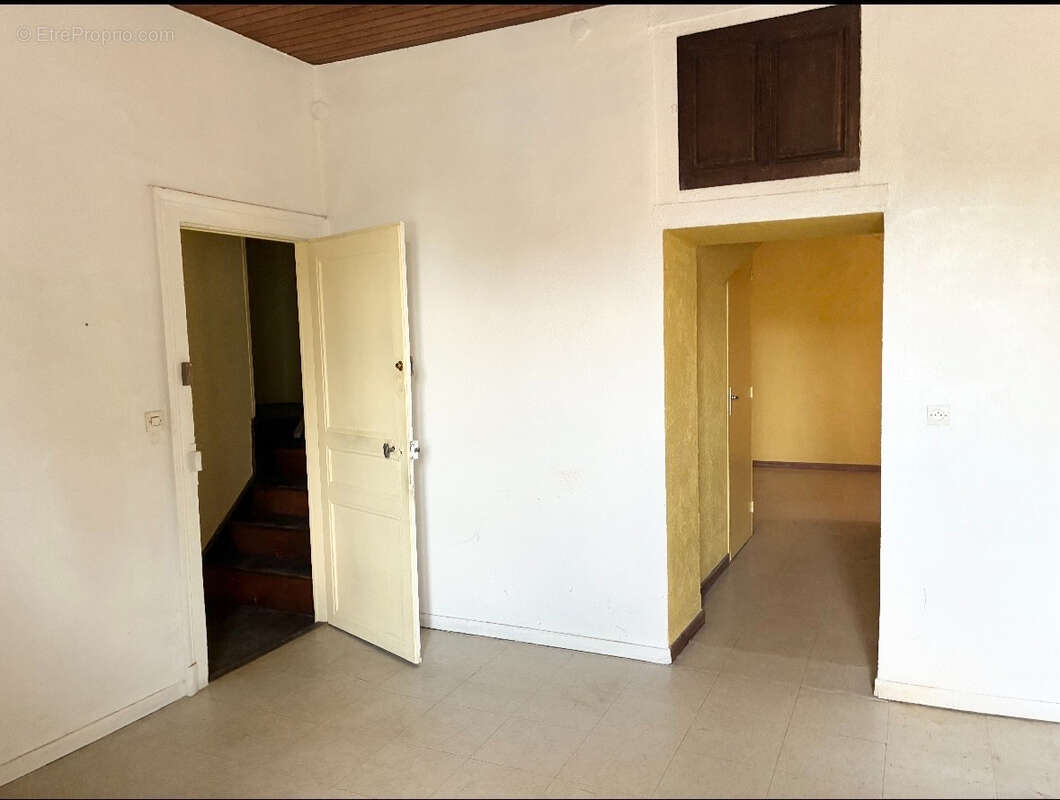 Appartement à STENAY