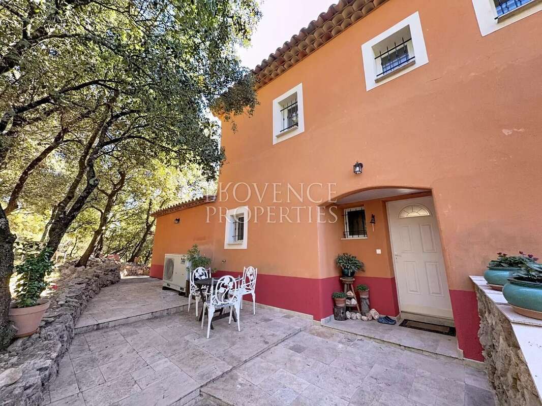 Maison à CHATEAUVERT