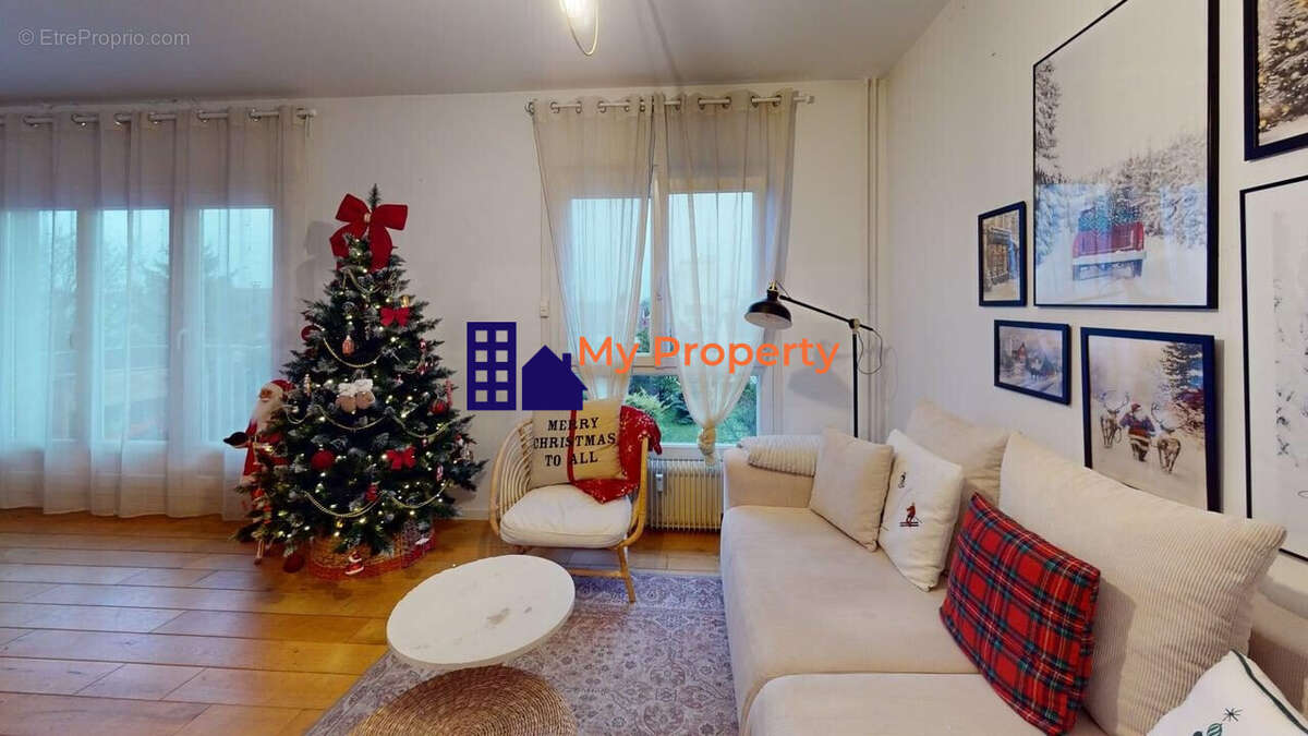 Appartement à HOUILLES