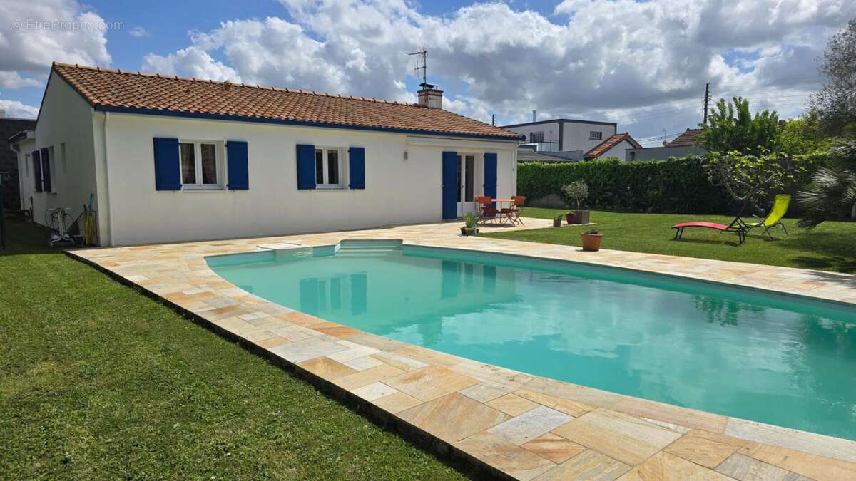 Maison 6 pièces 105 m2 - photo 1