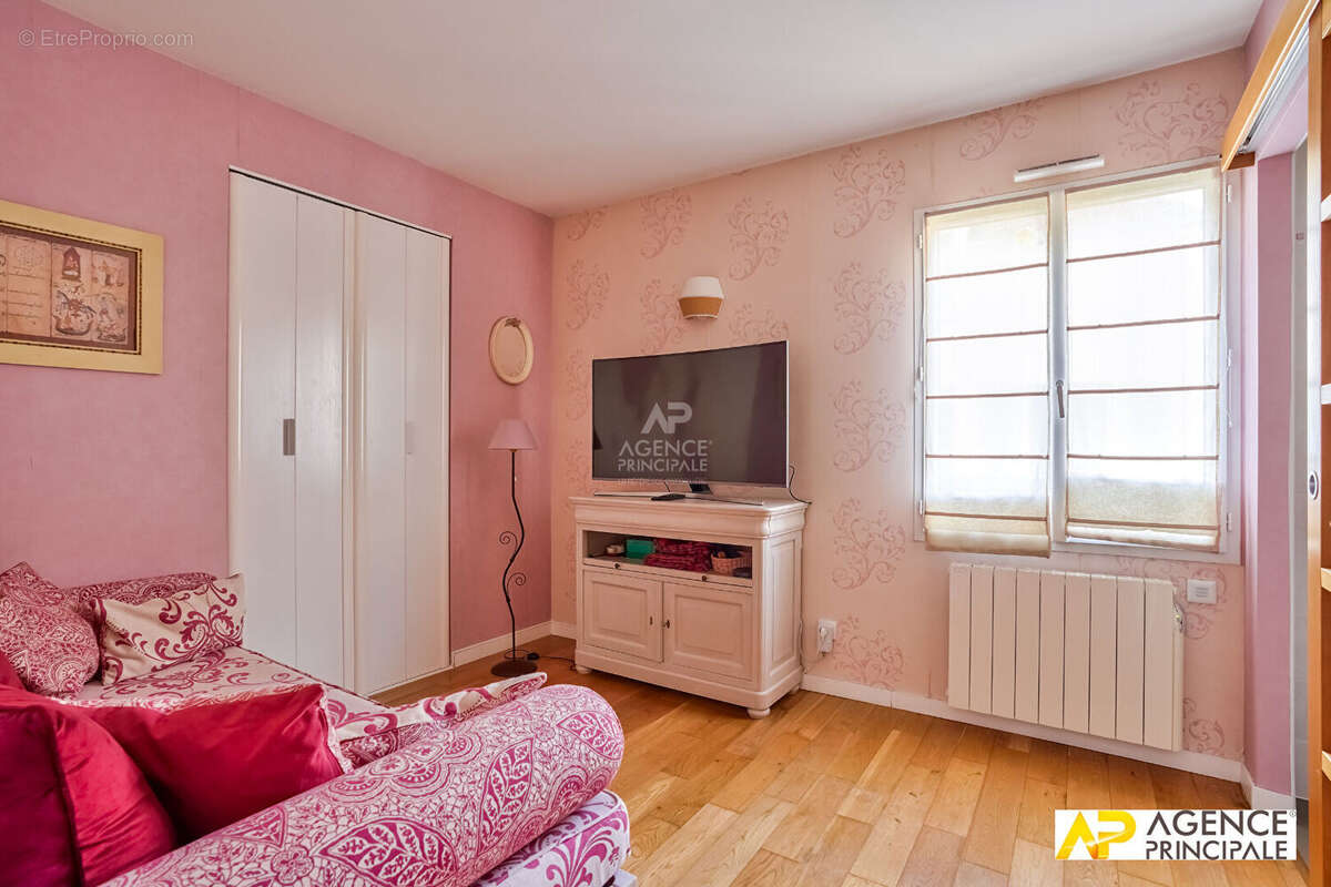 Appartement à MAISONS-LAFFITTE