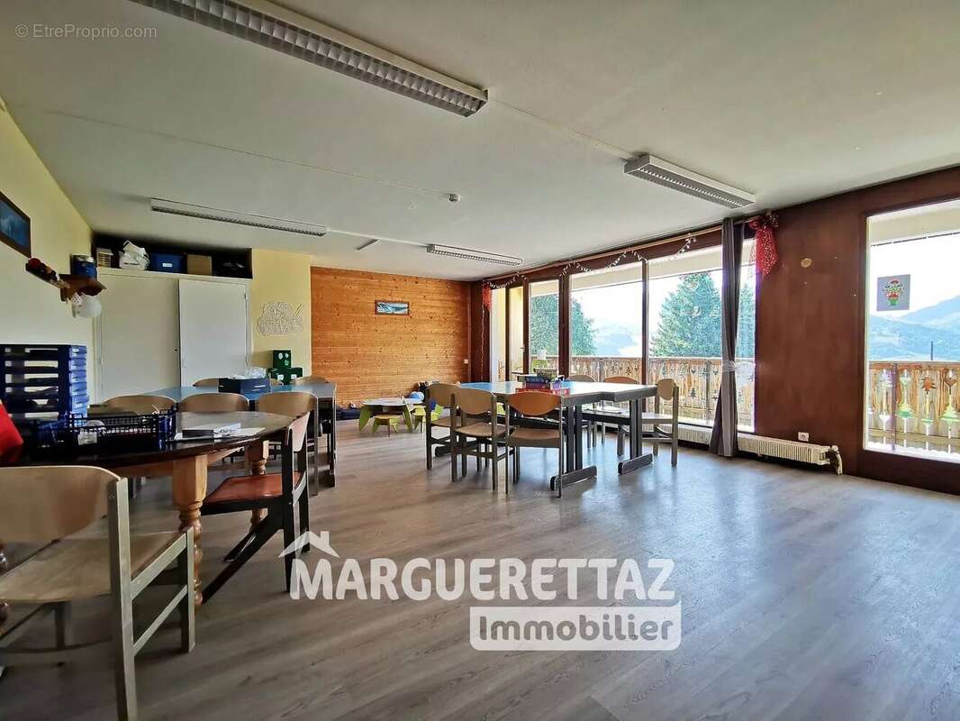 Proche genève - au coeur des alpes du léman - opportunité d'investissement - vaste tènement immobilier pour projet commercial ou - photo 30