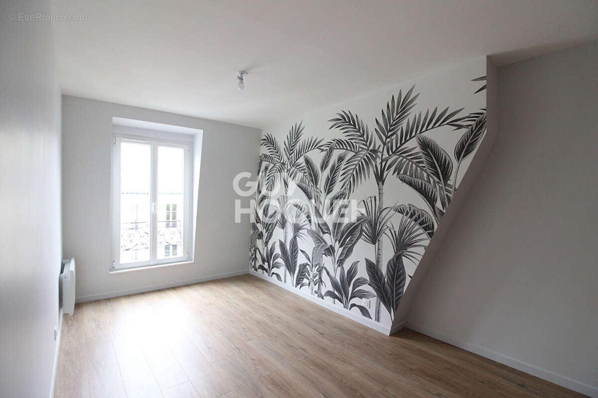 Appartement à PARIS-14E