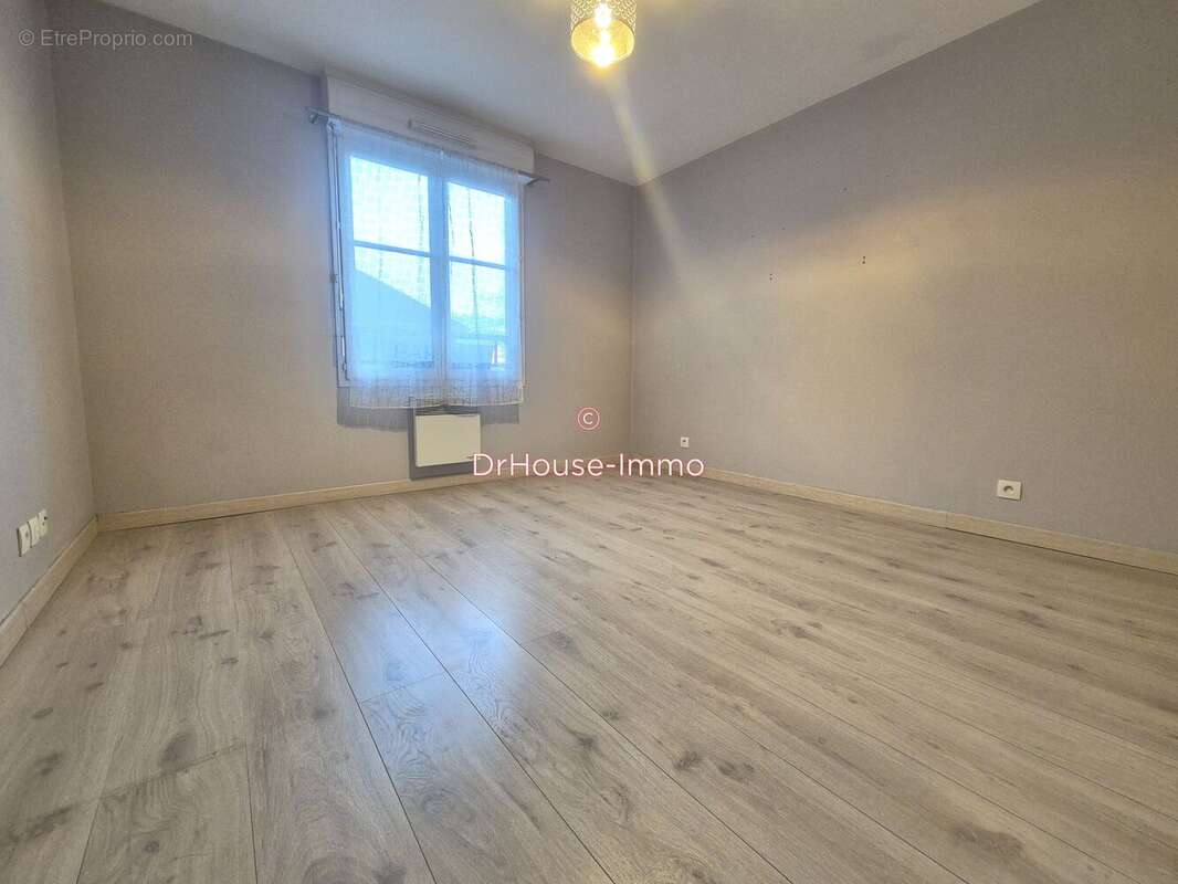 Appartement à MANTES-LA-JOLIE