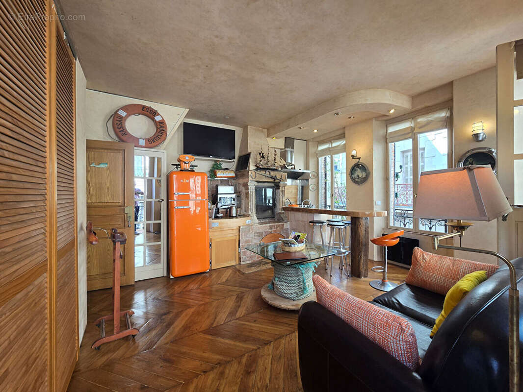 Appartement à TROUVILLE-SUR-MER
