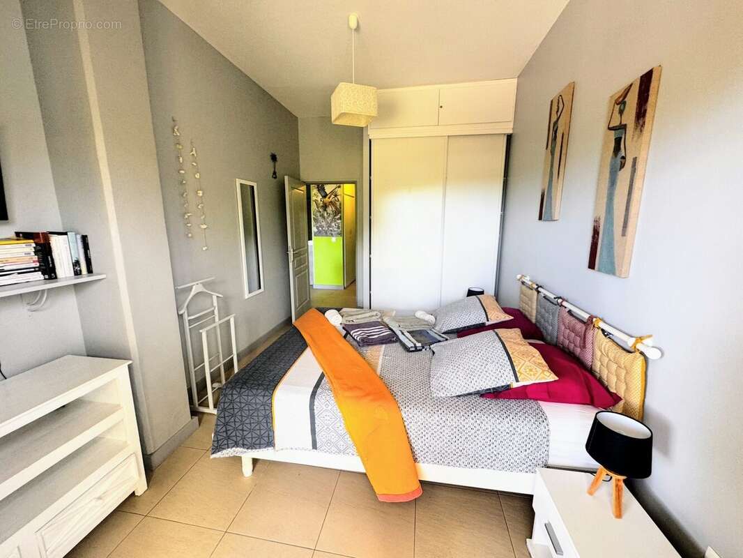 Appartement 56 m² à Saint-Francois  - photo 7
