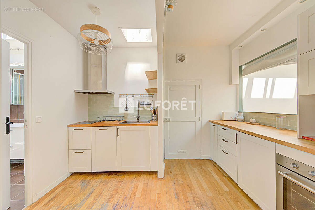 Appartement à NEUILLY-SUR-SEINE