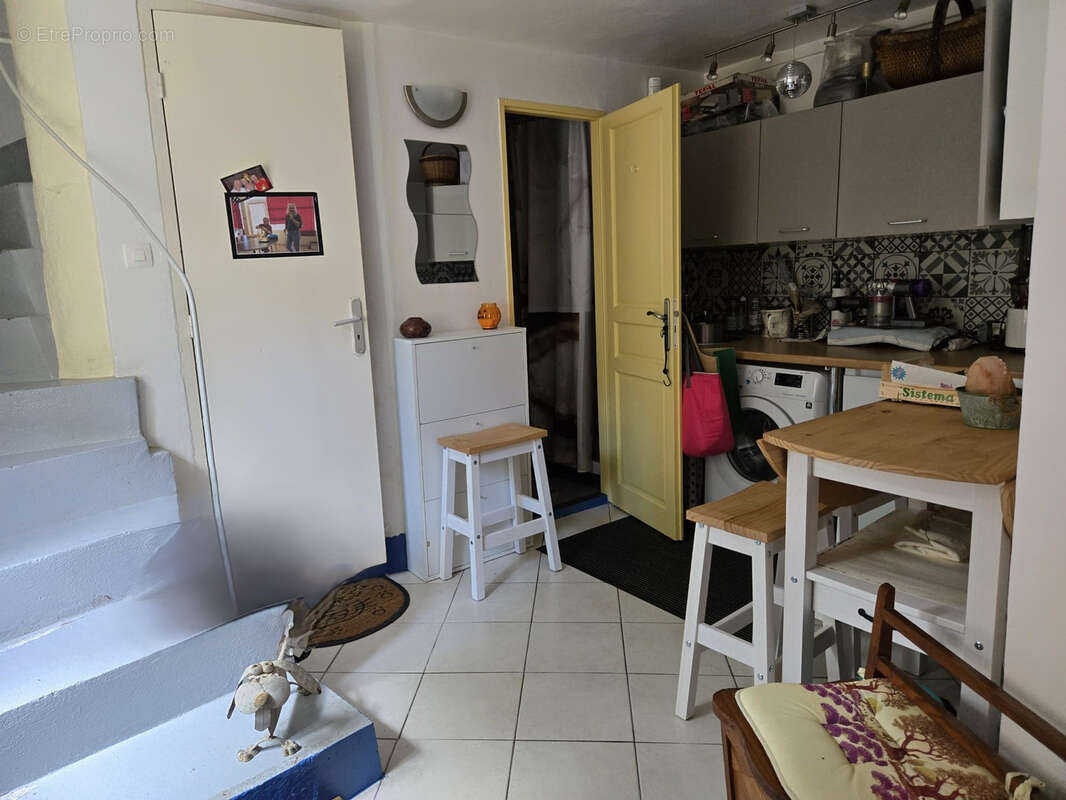 Maison à MONTAGNAC