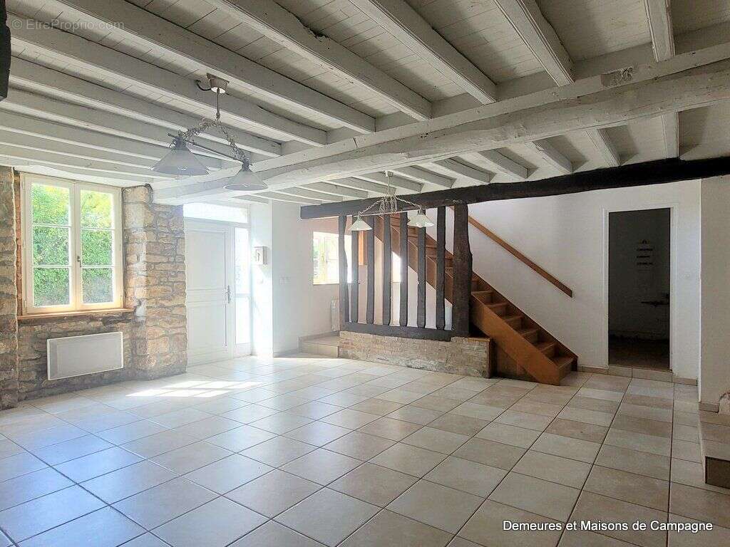 Maison à LE TEILLEUL