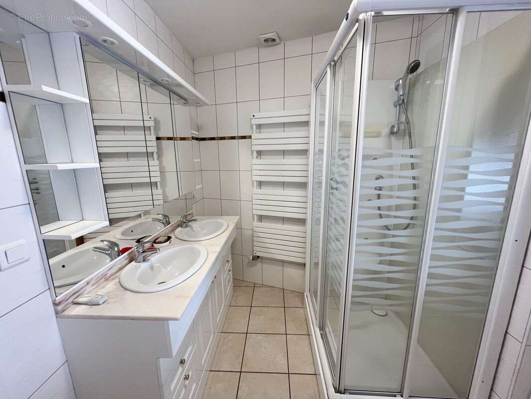 Maison à LE CHEYLARD