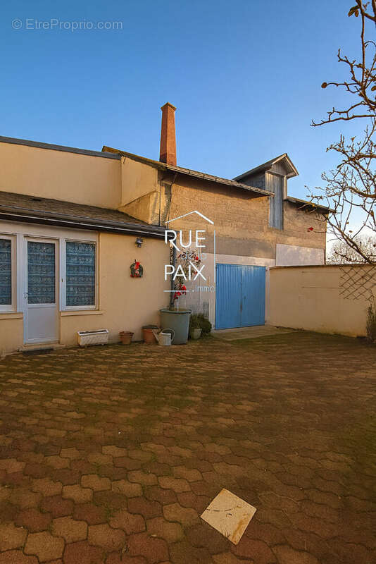 Maison à CHATELLERAULT