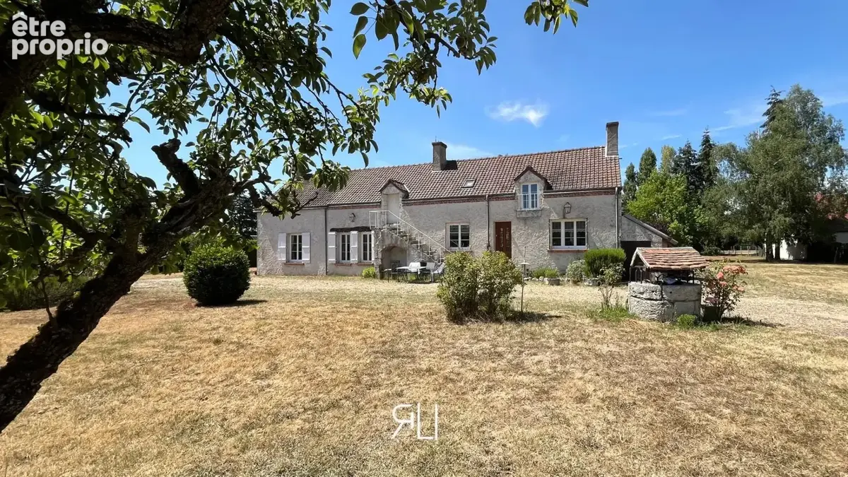 Photo Maison à Saint-Laurent-Nouan au prix de 397 100€
