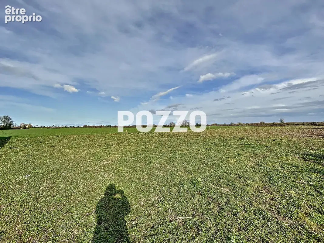 Photo Terrain à Portbail au prix de 86 500€