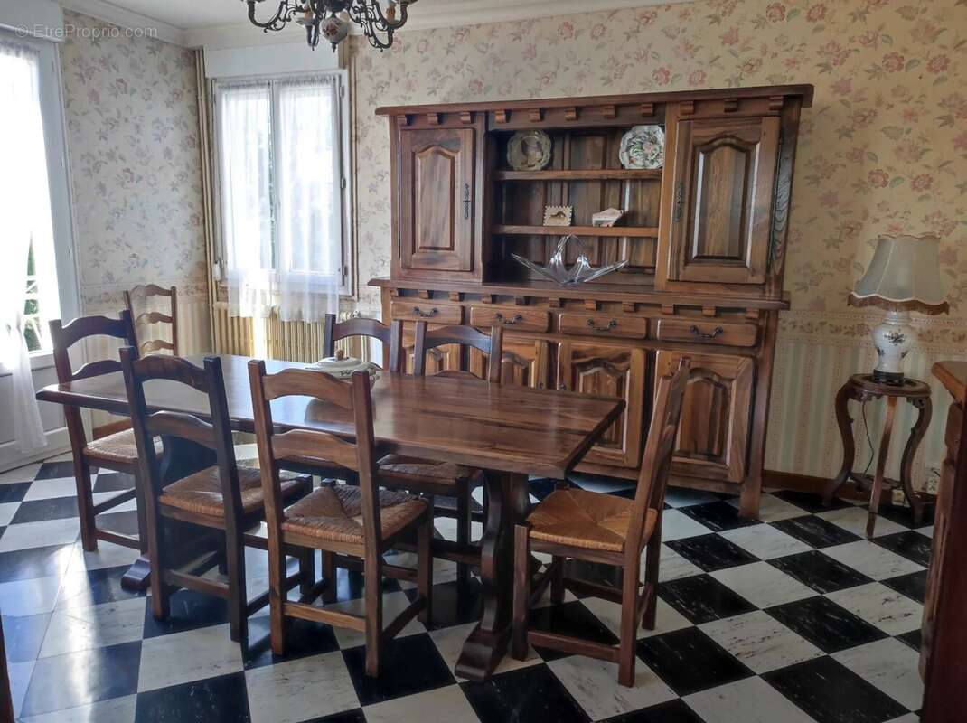 Maison à CHATELAUDREN