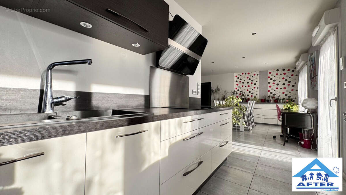 Maison à EINVILLE-AU-JARD