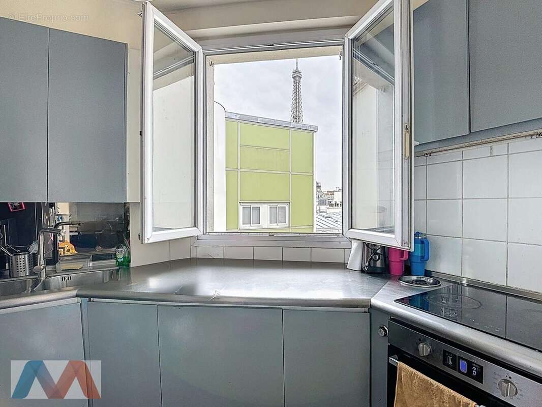 Appartement à PARIS-7E