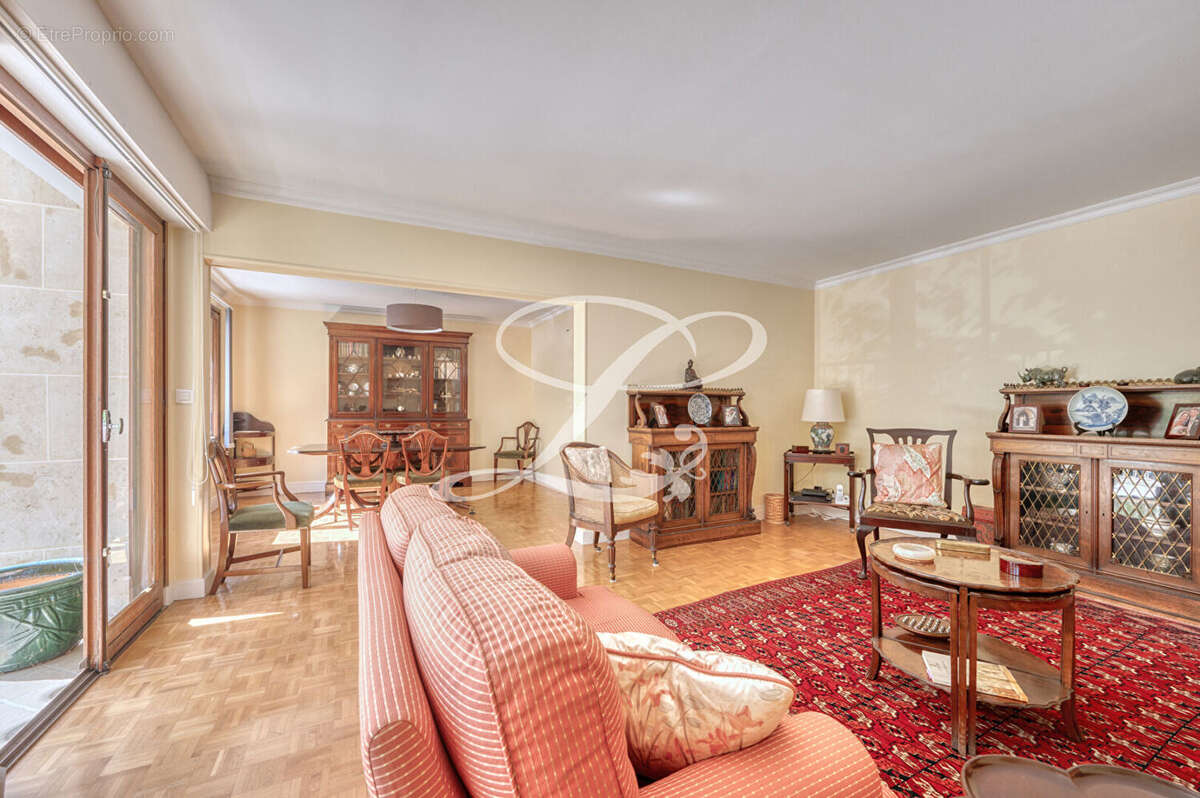 Appartement à MAISONS-LAFFITTE