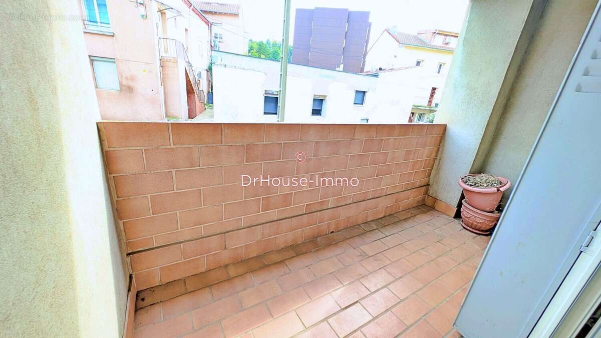 Appartement à SAINT-ETIENNE