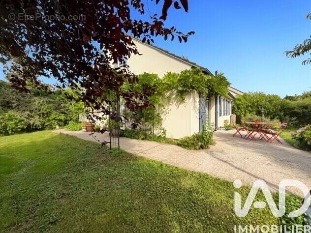 Photo 8 - Maison à EVRY-GREGY-SUR-YERRE