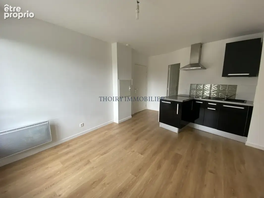 Appartement à THOIRY