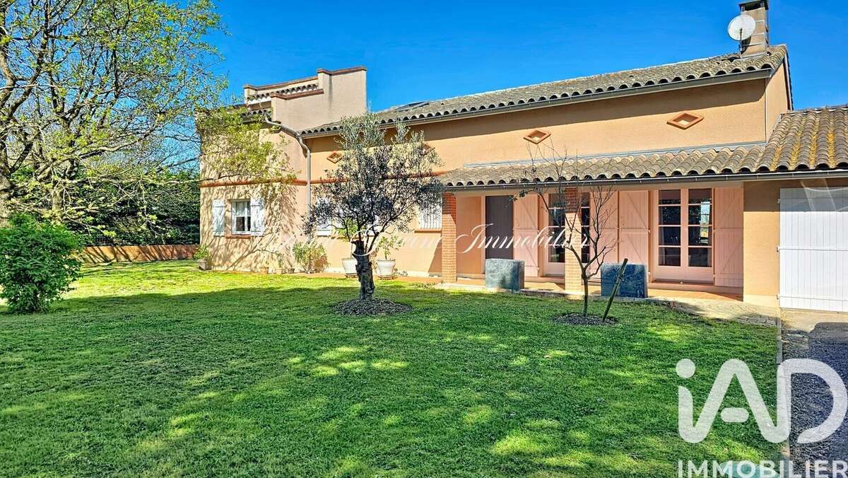 Photo 2 - Maison à FONTENILLES