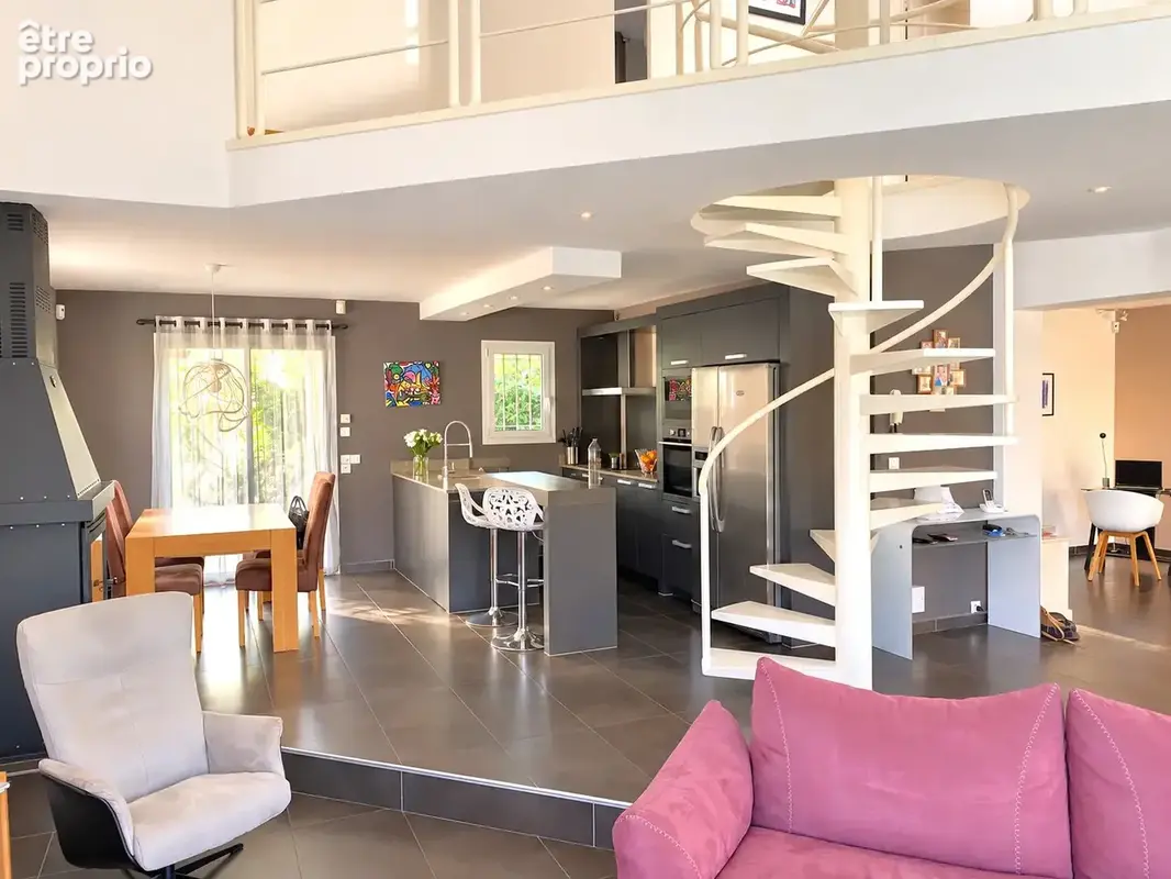 A perpignan route des plages, une villa d'architecte, 160m2 sh, avec piscine - photo 4