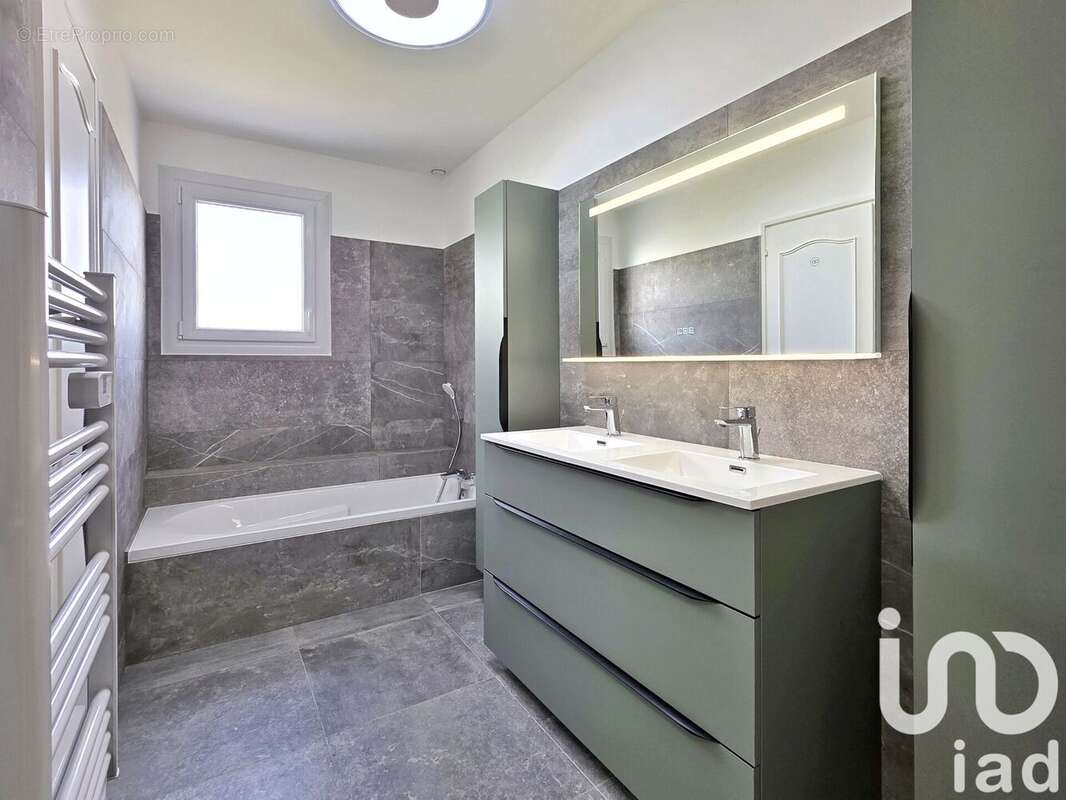 Photo 9 - Maison à L'ISLE-D'ESPAGNAC