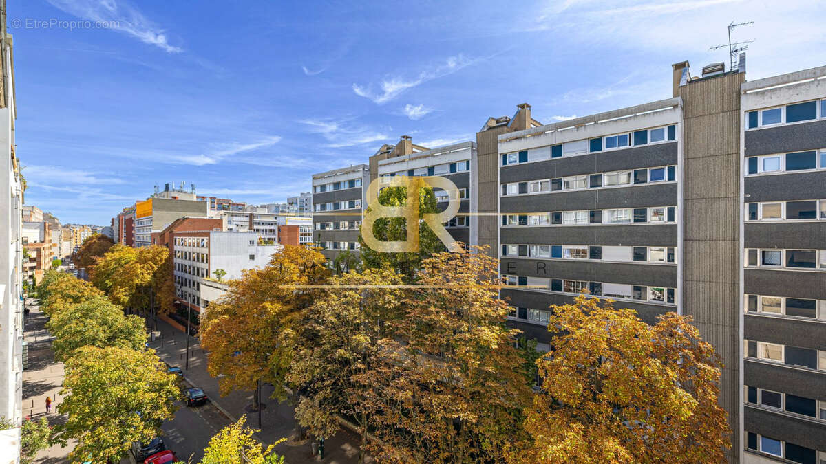 Appartement à PARIS-19E