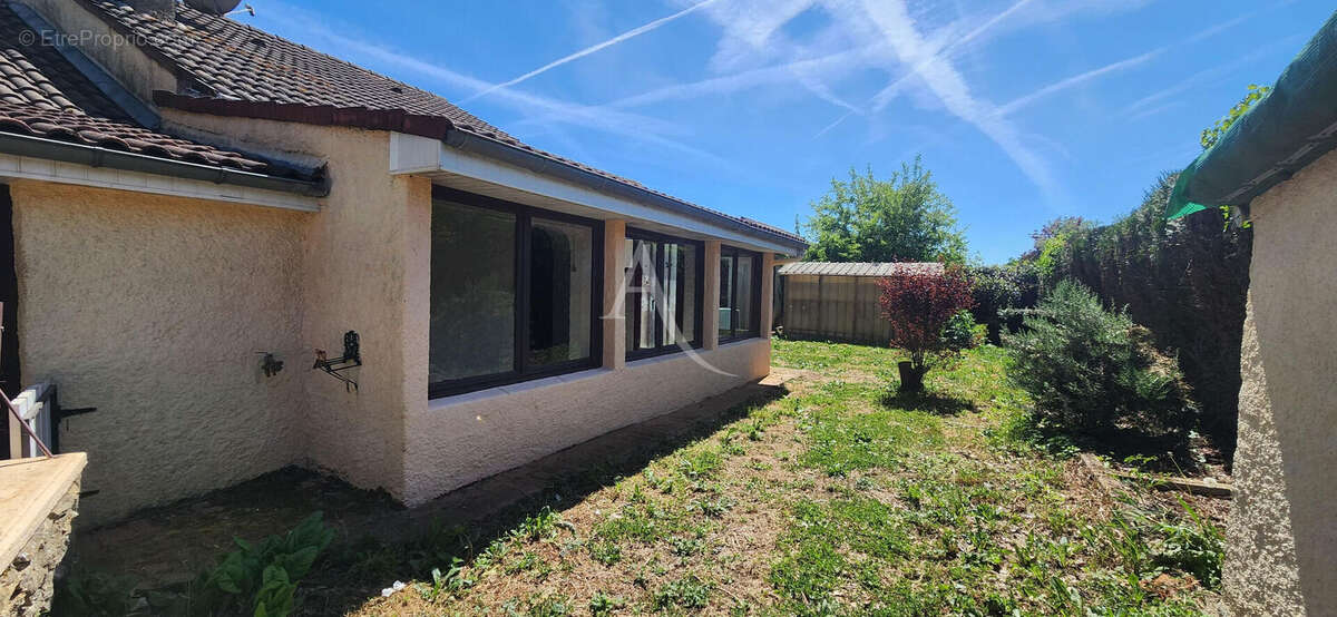 Maison à VIVONNE